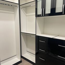 Black And White Closets 