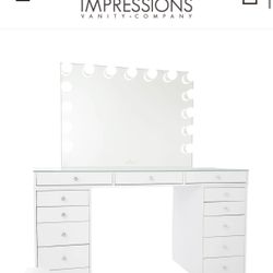 Trendy Marilyn Monroe Vanity