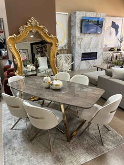 Sophisticated Collection!!! Dining Table set 