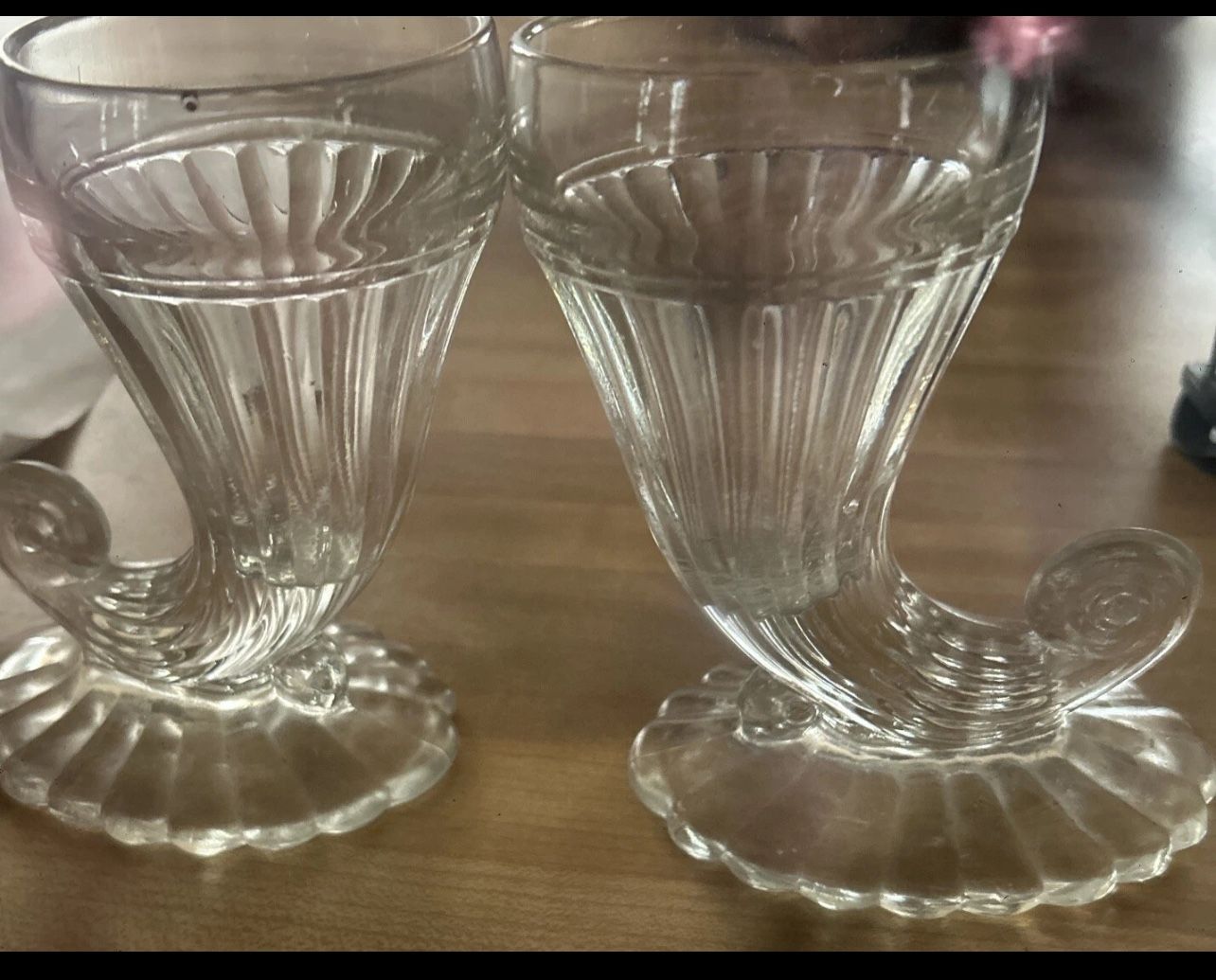 air of Vintage Jeanette Cornucopia Dessert Glasses