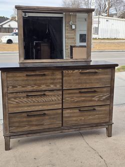 DRESSER WITH MIRROR