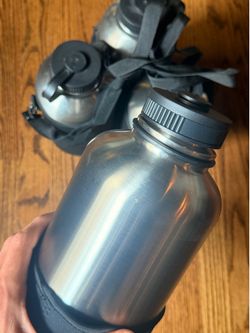 Steel Canteen bottles(4)