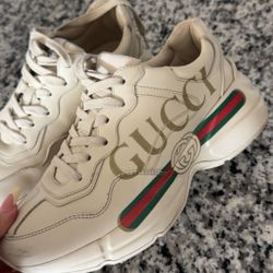 Gucci Shoes 