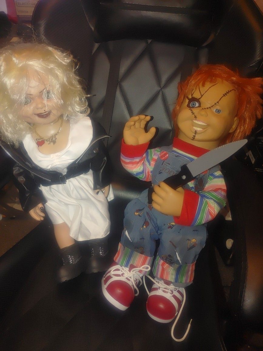 Chuckie & Bride Animatronic Talking And Moving