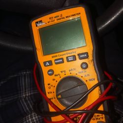 Idea 61-347 Digital Multimeter 6000 Count Display