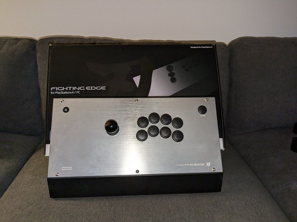 Hori Fighting Edge - Arcade Stick