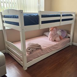 Bunk bed And mattress