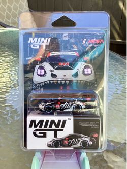 Mini GT Porsche 911 GT3R Skeleton Rexy