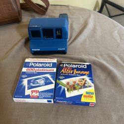 Vintage Blue POLAROID IMPULSE 600 Instant Camera Retro Photo UNTESTED t1 2 new film carry bag 