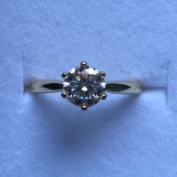 Moissanite ring 1 Carat 925 silver Sizes 6 And 8