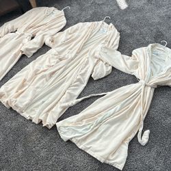 3 Robes Majestic Brand 