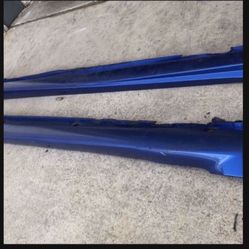 2006  Subaru Wrx Sti Rocker Side Skirt Has Hairline Cracks In Paint Finish 