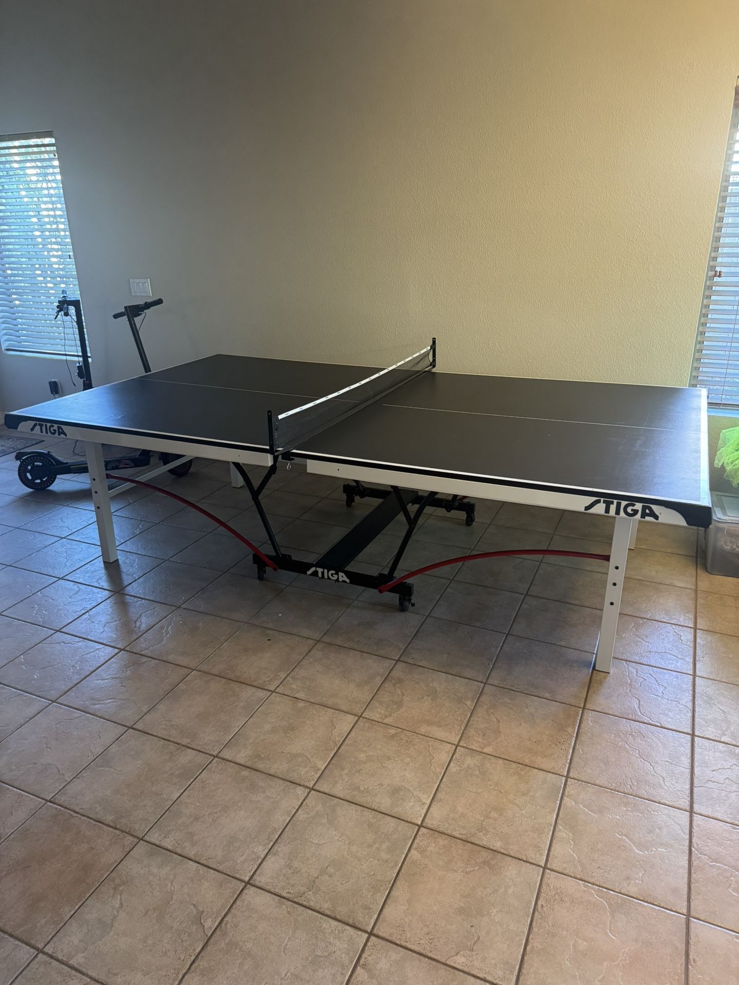 Stiga Ping Pong Table