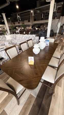 9 PC DINING TABLE SET