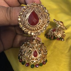 Beautiful gold plated jhomky