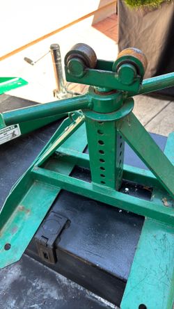 Greenlee screw type reel stand