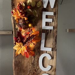 Hand Crafted Wood Fall Welcome Sign