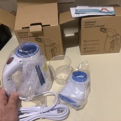 Steamer for Clothes,Portable Handheld Travel Steamer,300ml Large Capacity,700W,30 Second Fast Heat Up Garment Steamer (  New sealed packaging  Pick up