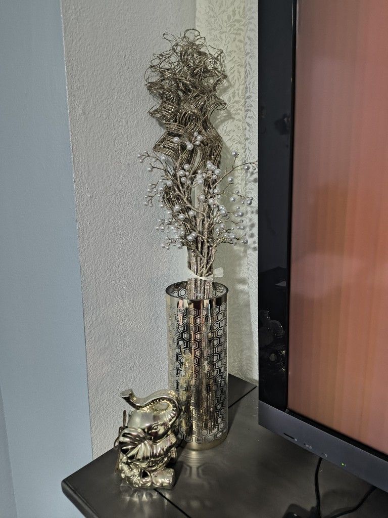 Decoration