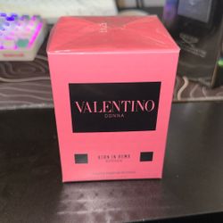 Valentino Born in Roma Intense Noir Parfum women’s perfume 