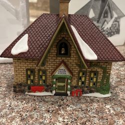 Department 56 New England Village Series- Apple Valley School
