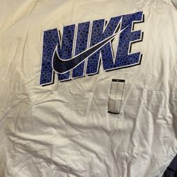 Men’s Nike Shirt