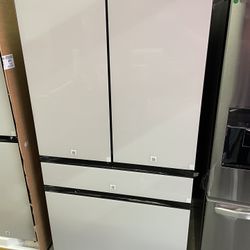 Samsungs Bespoke 4 Door Counter Depth Refrigerator In White Glass