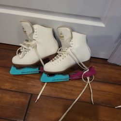 Figure Skates, Jackson Mystique, Size 5.5
