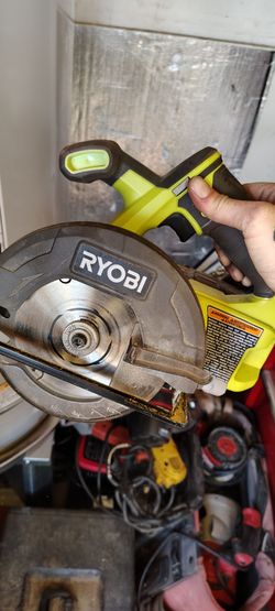 LED Handheld Work Light with Cage Guard
