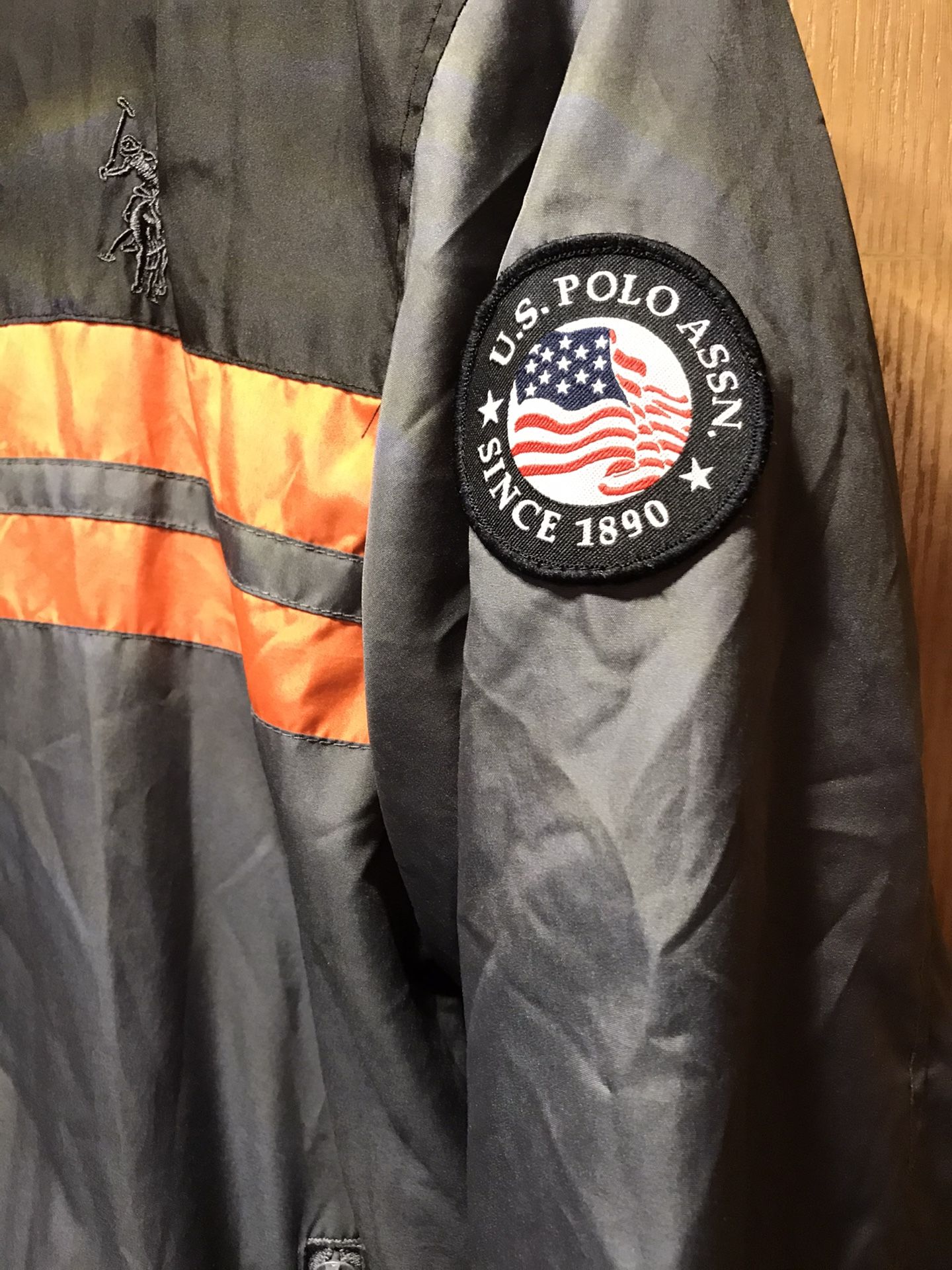 Boys size large 14-16 reservable Polo coat with hood