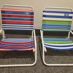 (2) Beach / Lawn Chairs