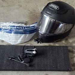 Shoei RF1400 (Small) w/ Cardo Packtalk Bold