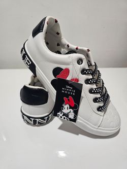 Disney Minnie Mouse Low-Top Sneakers