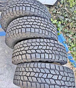 315/70/17 Cooper 📍📍 Vendo un set de llantas con 80% de vida las 4 📍🌟