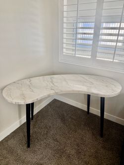 Faux marble desk