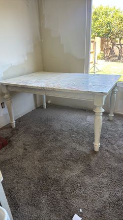 FREE dining Table FREE