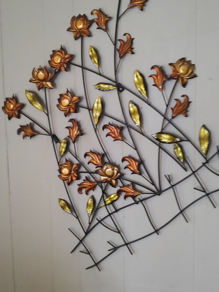 Iron Wall Decor