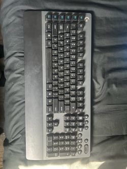 Logitech Wireless Gaming Keyboard