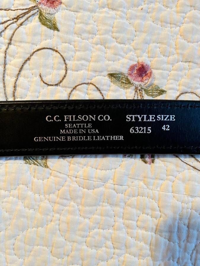 Filson Belt Size 42