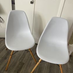 Sculpture Chairs 