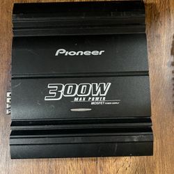 Pioneer Amplifier 