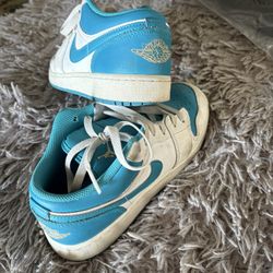 Nike Air Jordan’s, Turquoise and White 