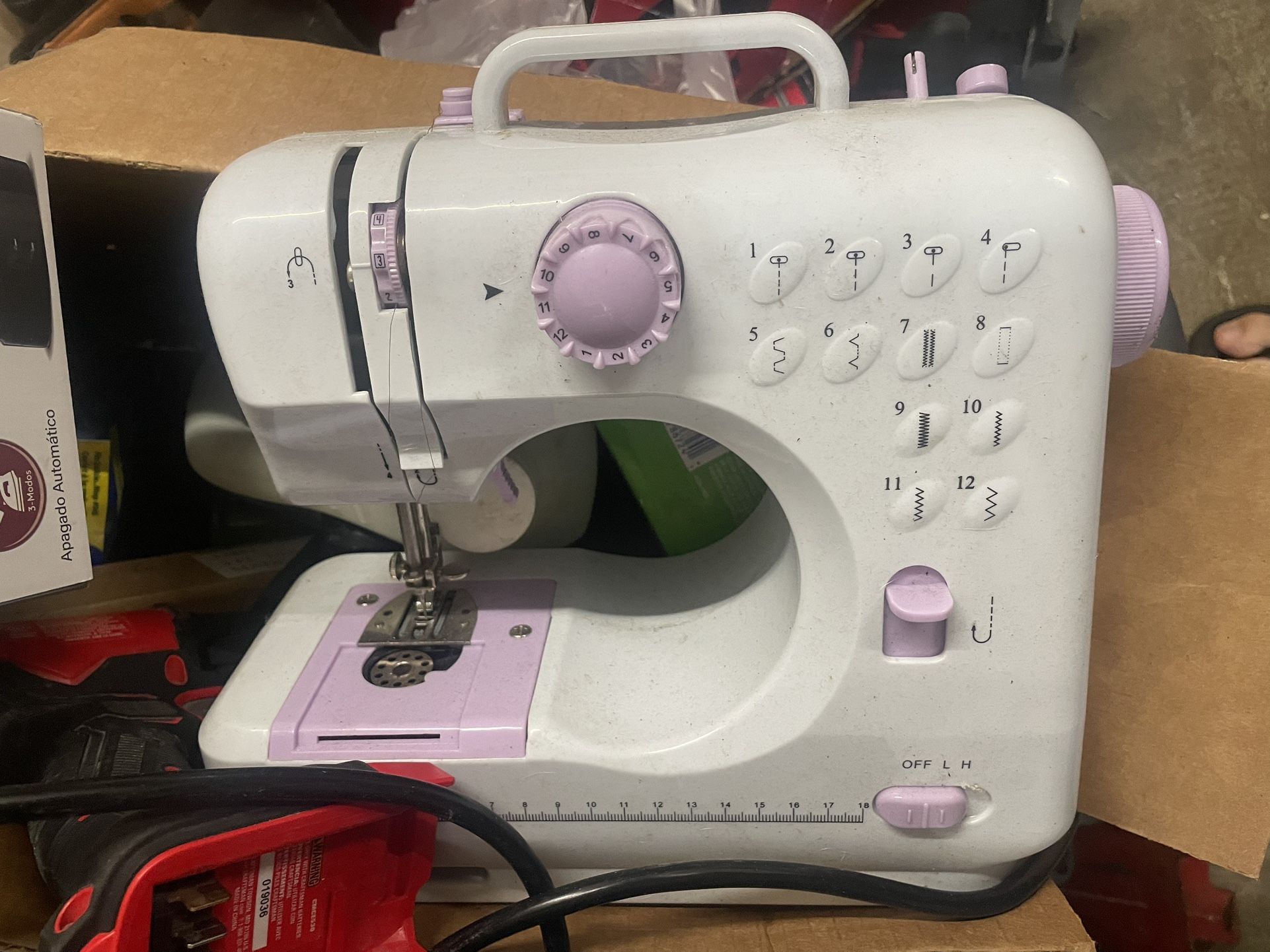 Sewing Machine Used,  Super Cheap