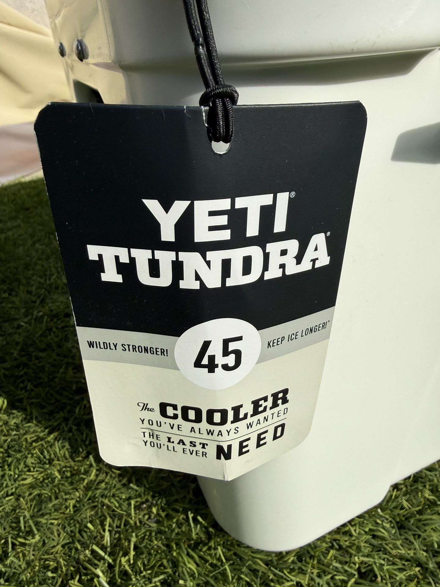 Yeti Tundra 45 New Cooler