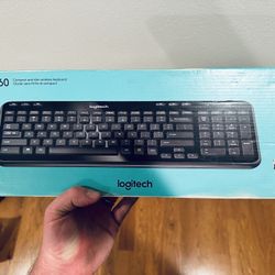 Logitech Keyboard 