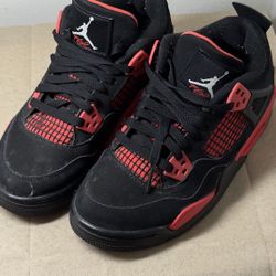 Air Jordan 4 Retro GS “Red Thunder” – Size 4Y