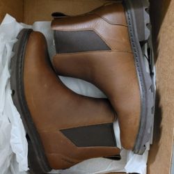 Size 11 SOREL BOOTS