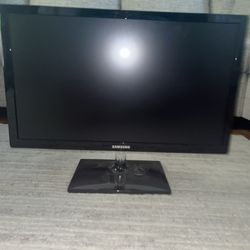 samsung S24C570HL 24”