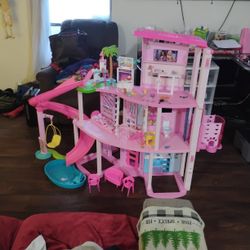 Barbie Dreamhouse Three Story