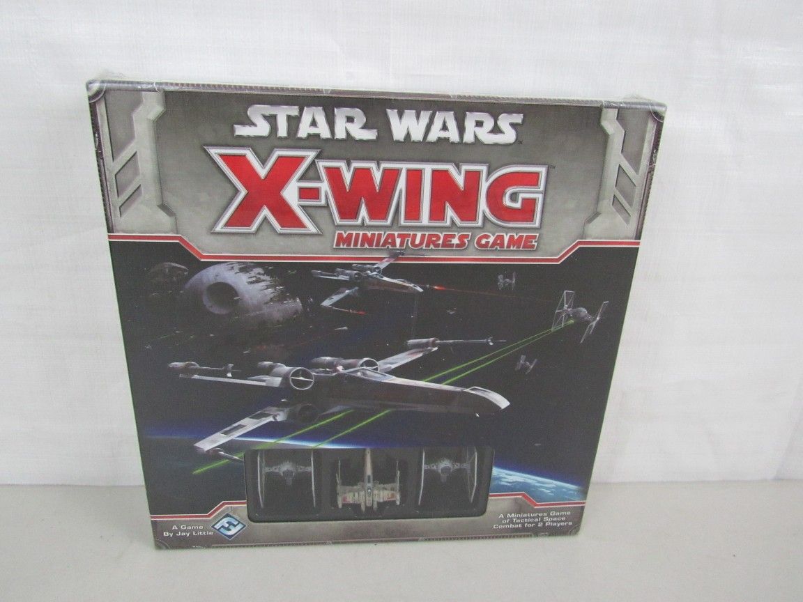 Star Wars X-Wing Miniatures Game 2012 Core Starter-New & Factory Sealed